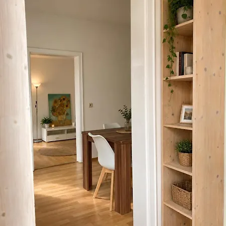 Ferienhaus Rustikales Charmantes Häuschen In *